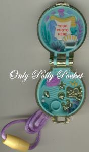 1993 - Polly Pocket Seashine Mermaid Locket - Keepsake Collection - Bluebird Toys