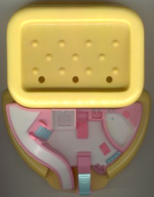 Polly Pocket Bathtime Soap Dish Play-Set