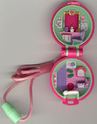 1991 - Polly Pocket Polly in her Keep-Fit Locket - Bluebird Toys