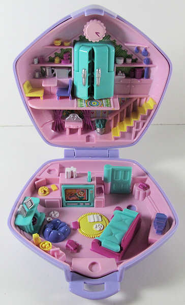Polly pocket shop slumber party