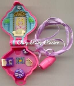 1995 - Polly Pocket Polly's Tea Time Locket