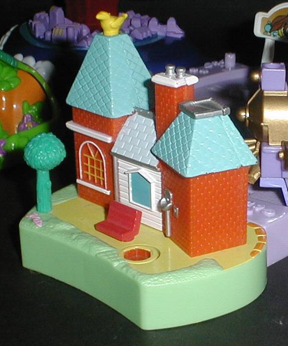 Polly Pocket Mattel Disney Magic Kingdom Château Parc Attraction Disneyland  2000 personnages figurines